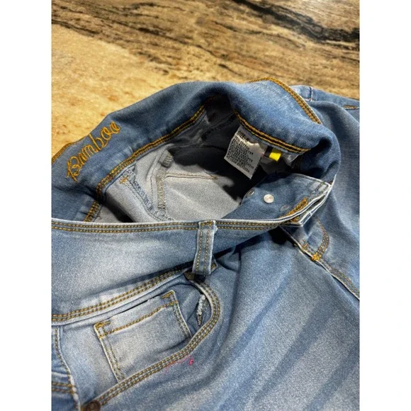 Bamboo Jeans Womens Size 5 Skinny High Rise Triple Button Blue Denim Stretch - Picture 5 of 8